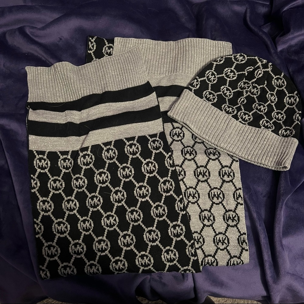 Michael Kors Matching Hat/ Scarf Set